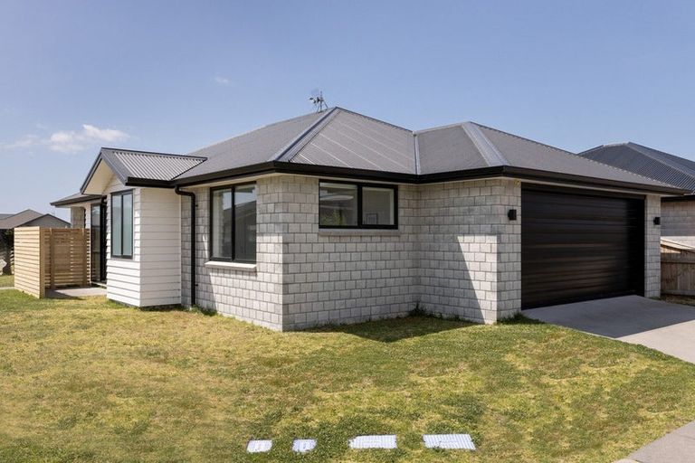 Photo of property in 5 Toi Place, Papamoa, 3118