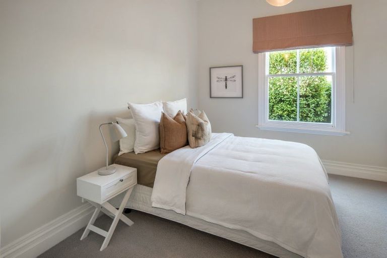 Photo of property in 2 Grahame Street, Devonport, Auckland, 0624