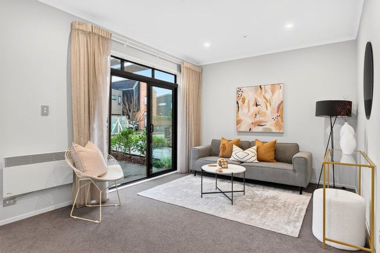 Photo of property in 2 Poaka Road, Hobsonville, Auckland, 0616