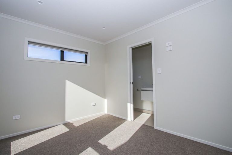 Photo of property in 3/146 Sandwich Road, Saint Andrews, Hamilton, 3200