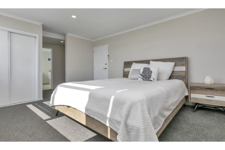 Photo of property in 30 Squadron Drive, Hobsonville, Auckland, 0616