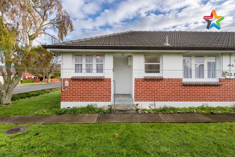 Photo of property in 1/21 Totara Street, Trentham, Upper Hutt, 5018