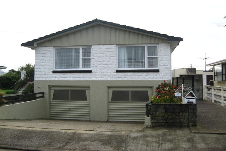Photo of property in 12 Esk Place, Mosgiel, 9024