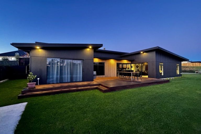 Photo of property in 64 Les Wakefield Road, Mapua, 7005