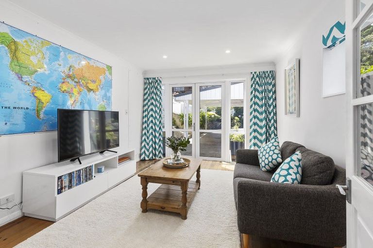 Photo of property in 38 Otaki Street, Miramar, Wellington, 6022