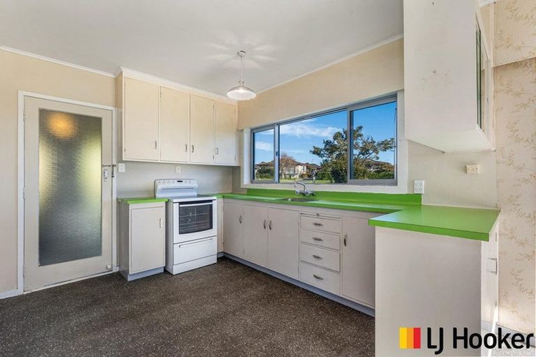 Photo of property in 236 Queen Street, Pukekohe, 2120