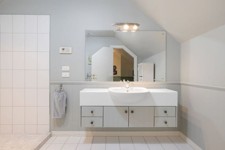 Photo of property in 77 Harrowfield Drive, Harrowfield, Hamilton, 3210