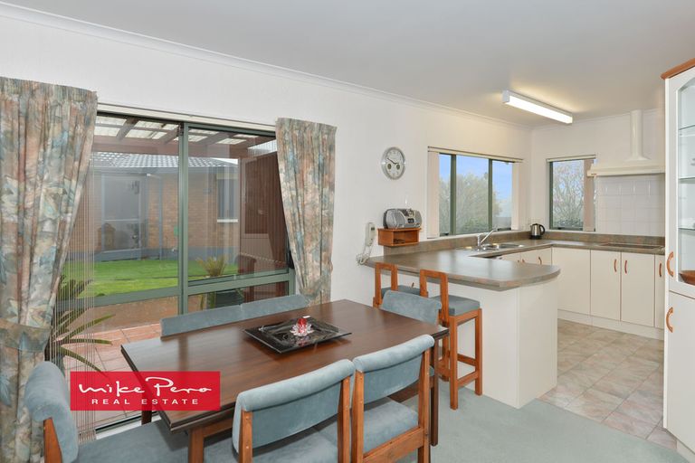 Photo of property in 11 Timandra Place, Te Kamo, Whangarei, 0112
