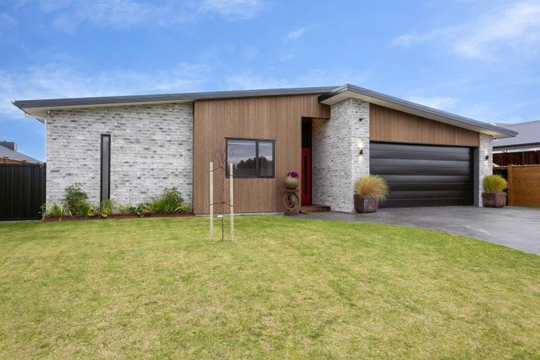 Photo of property in 67 Harakeke Drive, Wharewaka, Taupo, 3330