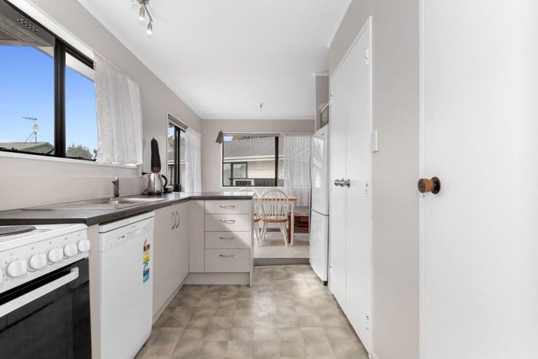 Photo of property in 27 Macloughlin Drive, Te Puke, 3119