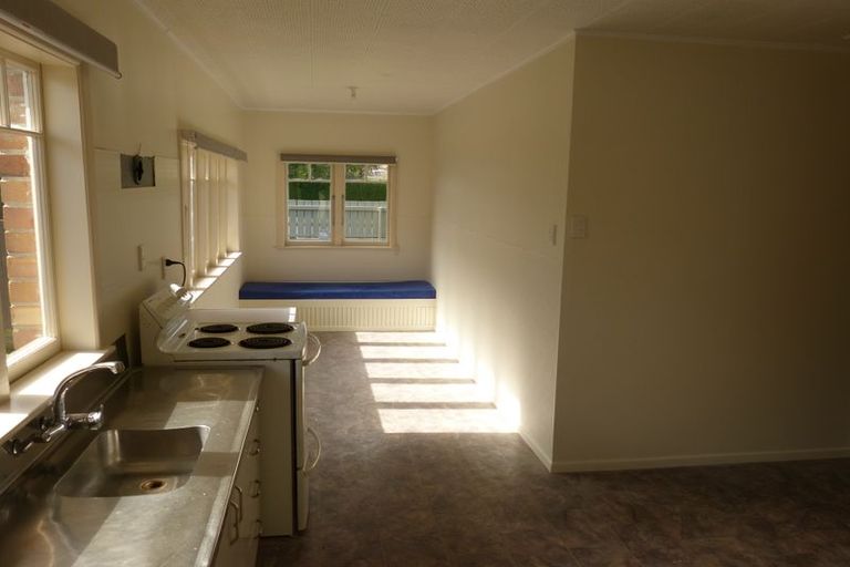 Photo of property in 1/3 Henry Street, Ebdentown, Upper Hutt, 5018
