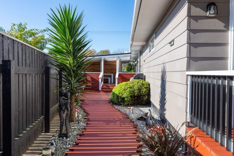 Photo of property in 63 Burgoyne Street, Woodville, 4920