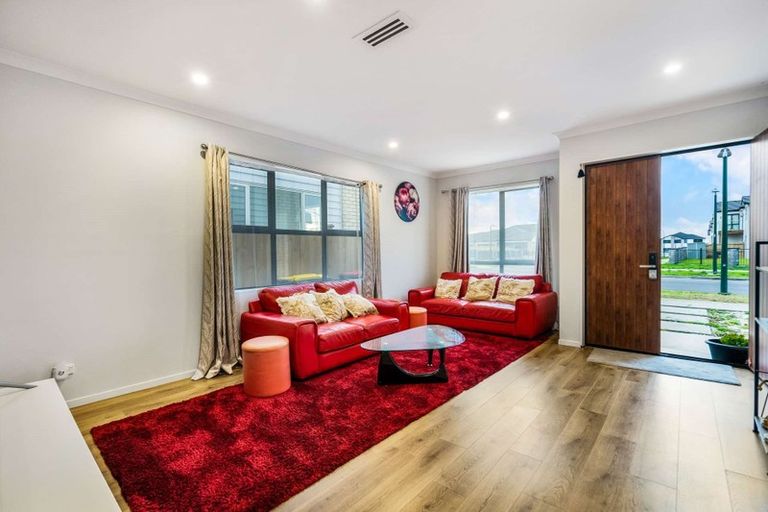 Photo of property in 14 Repehina Road, Flat Bush, Auckland, 2019