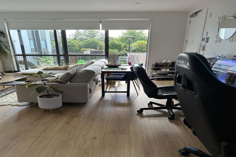 Photo of property in Verdant Lane, 24/269 Rosedale Road, Albany, Auckland, 0632