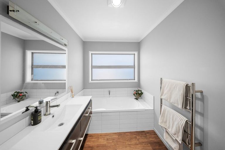 Photo of property in 31 Pompano Key, Papamoa Beach, Papamoa, 3118