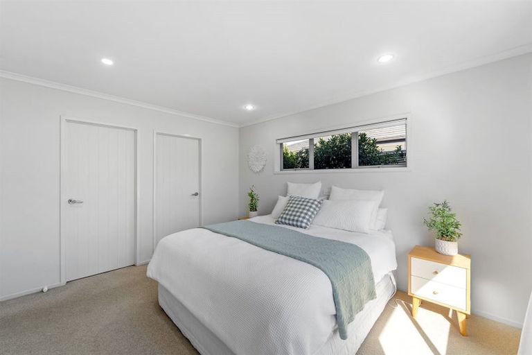 Photo of property in 232a Centreway Road, Orewa, 0931