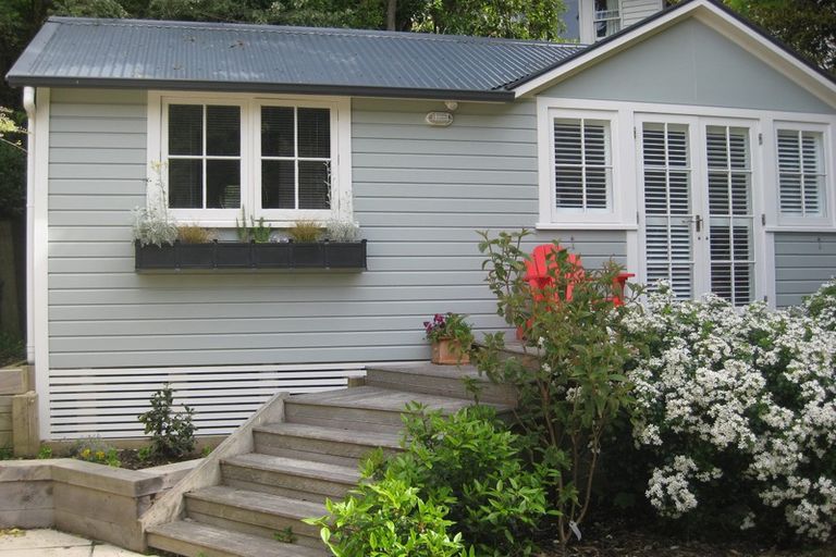 Photo of property in 56 Glen Road, Kelburn, Wellington, 6012