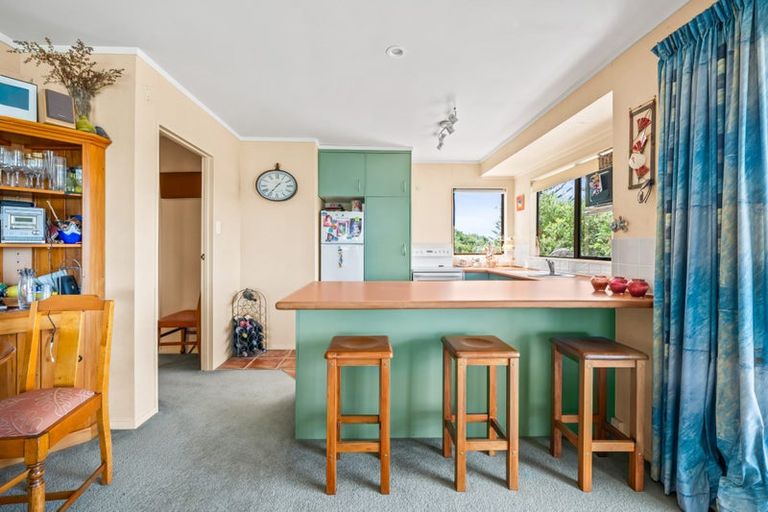 Photo of property in 14 Cliff Street, Pahi, Paparoa, 0571