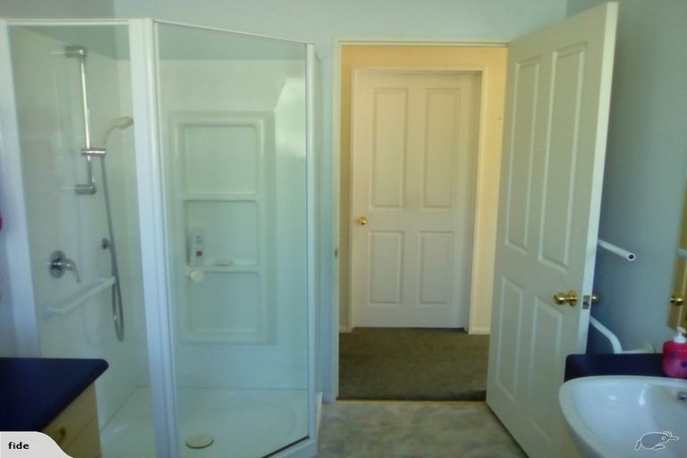 Photo of property in 44a Taupata Street, Redcliffs, Christchurch, 8081