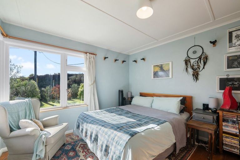 Photo of property in 555 Waitarere Beach Road, Waitarere Beach, Levin, 5510