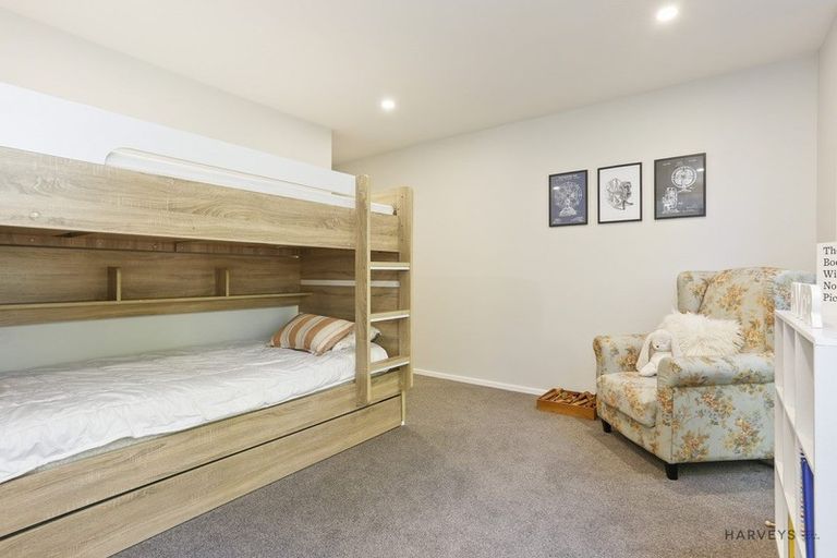 Photo of property in 182 Scenic Drive, Titirangi, Auckland, 0604