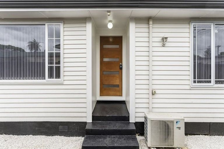Photo of property in 169 Russell Road, Manurewa, Auckland, 2102