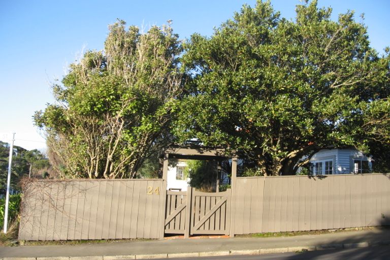 Photo of property in 24 Fancourt Street, Karori, Wellington, 6012