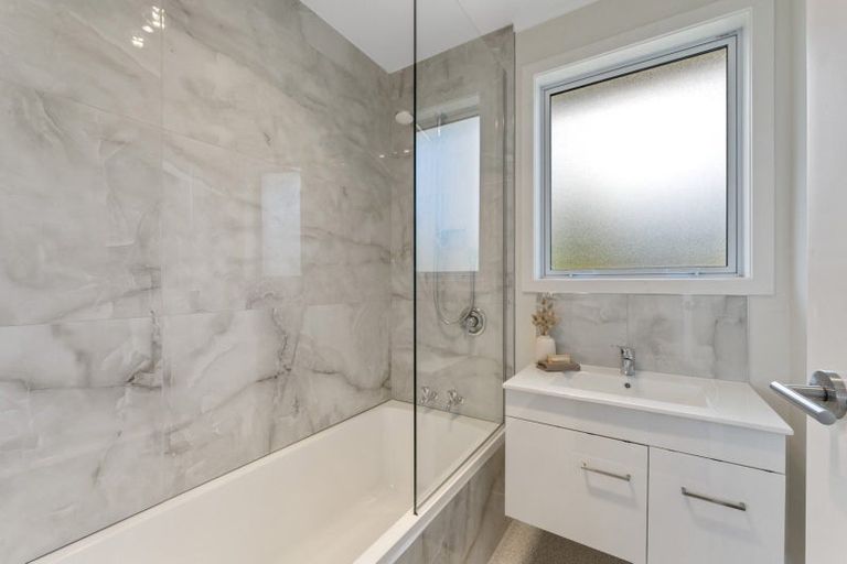 Photo of property in 4b Reid Grove, Richmond Heights, Taupo, 3330