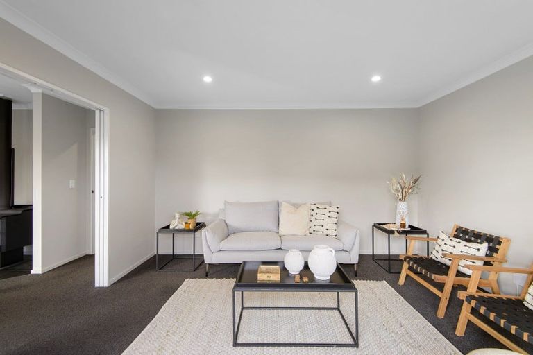 Photo of property in 6 Dundee Close, Darfield, 7510