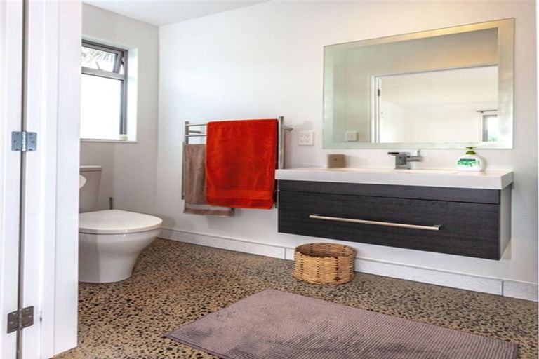 Photo of property in 49 Saint Andrews Drive, Pauanui, Hikuai, 3579