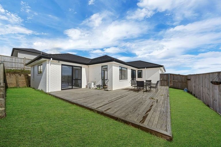 Photo of property in 14 Piedmonte Avenue, Pokeno, 2402