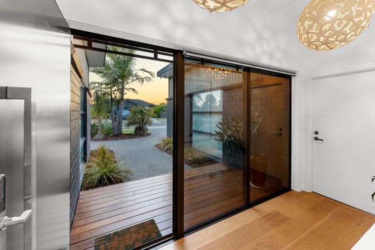 Photo of property in 64 Drabble Crescent, Papamoa Beach, Papamoa, 3118