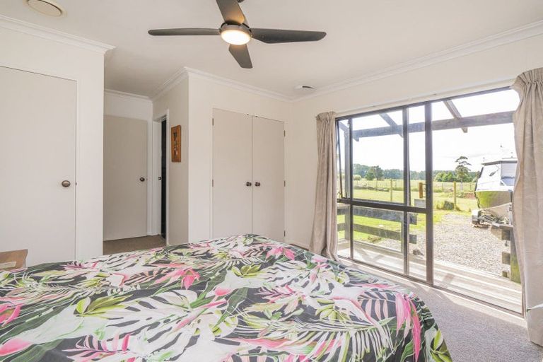 Photo of property in 142a Moewai Road, Whitianga, 3591