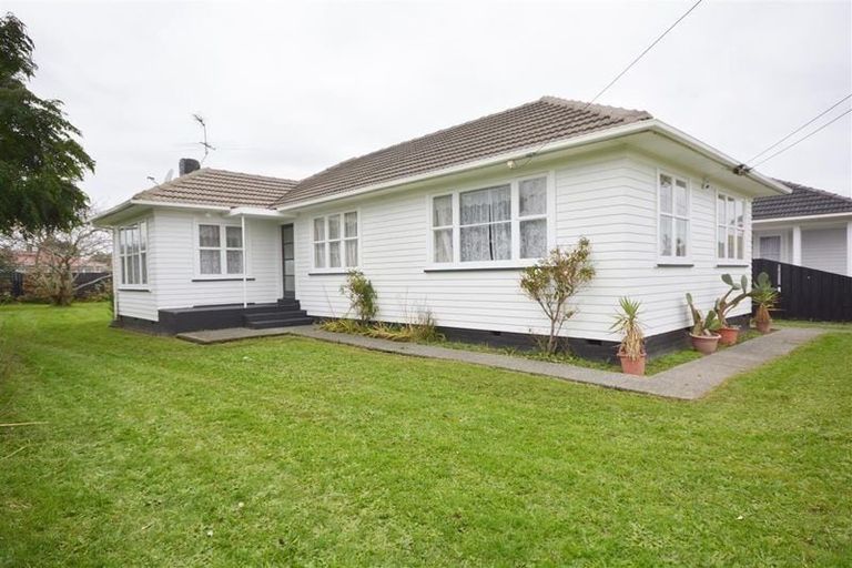 Photo of property in 22 Rice Crescent, Papakura, 2110