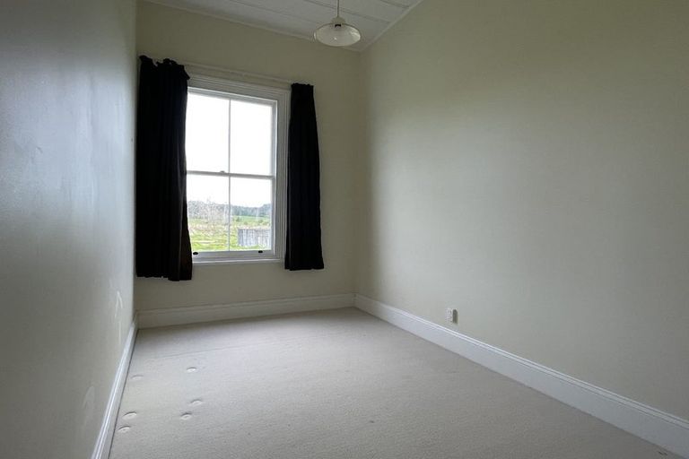 Photo of property in 1035 Kahikatea Flat Road, Waitoki, Kaukapakapa, 0871