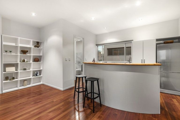Photo of property in 29c Bath Street, Parnell, Auckland, 1052