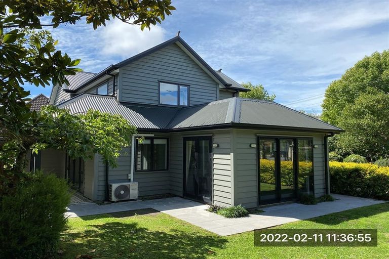 Photo of property in 82 Springfield Road, St Albans, Christchurch, 8014