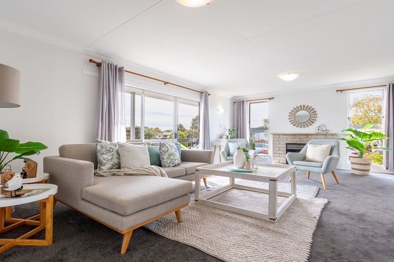 Photo of property in 11 Kanawa Street, Waikanae, 5036