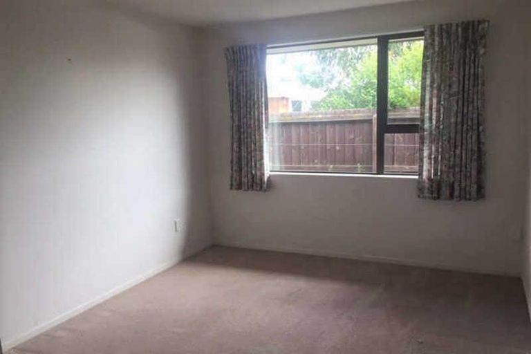 Photo of property in 15 Thistledown Place, Woolston, Christchurch, 8062