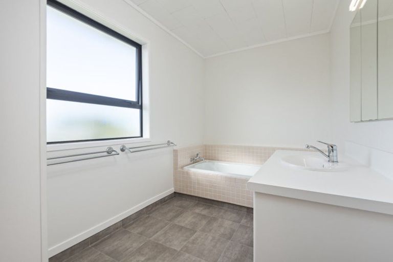 Photo of property in 49 Highden Road, Rongotea, Palmerston North, 4476