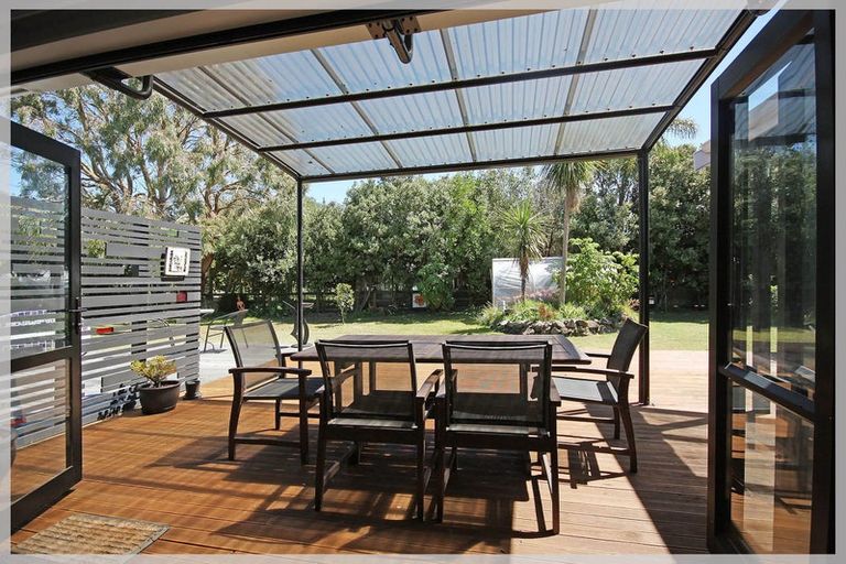 Photo of property in 33 Palmer Road, Foxton Beach, Foxton, 4891