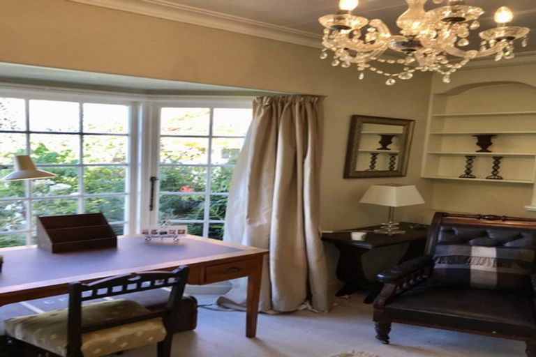 Photo of property in 36 Heriot Row, Dunedin Central, Dunedin, 9016