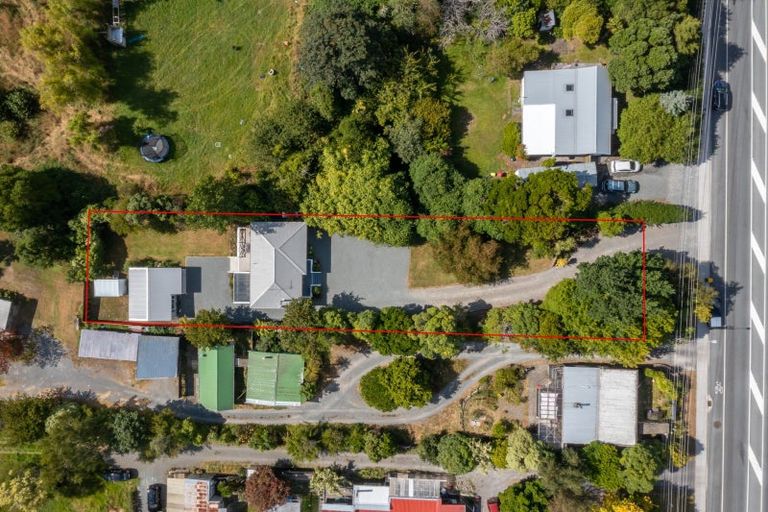 Photo of property in 190 Main Road South, Raumati South, Paraparaumu, 5032