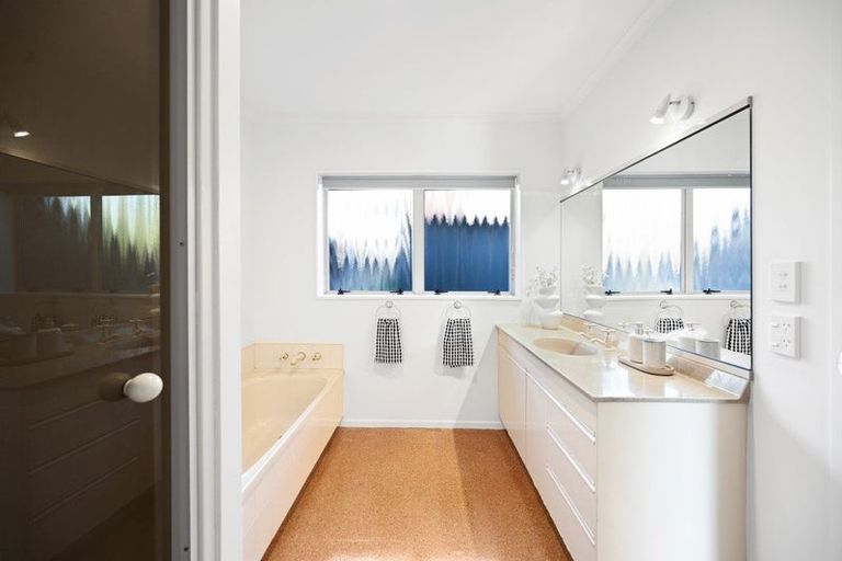 Photo of property in 14 Perindale Drive, Chartwell, Hamilton, 3210