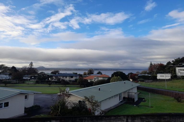 Photo of property in 2/13 Alberta Street, Acacia Bay, Taupo, 3330