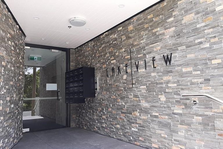 Photo of property in 306/28 Killarney Street, Takapuna, Auckland, 0622