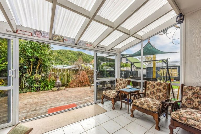 Photo of property in 14a Huia Street, Waikawa, Picton, 7220