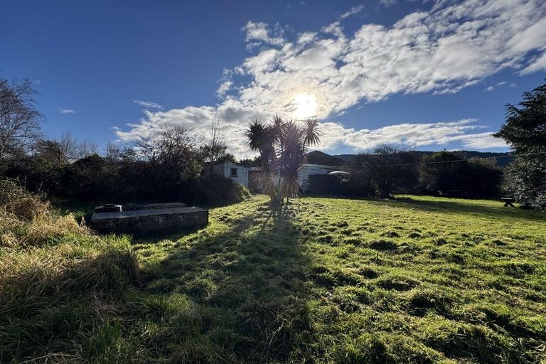 Photo of property in 869 Tahakopa Valley Road, Tahakopa, Owaka, 9586