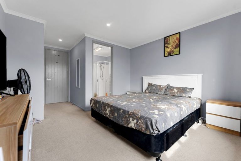 Photo of property in 2/65e Metcalfe Road, Ranui, Auckland, 0612