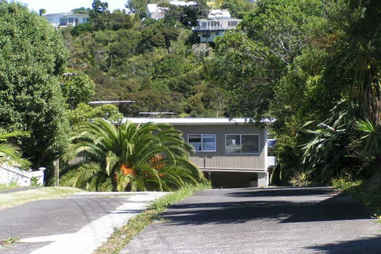 Photo of property in 2/32a Church Street, Northcote Point, Auckland, 0627